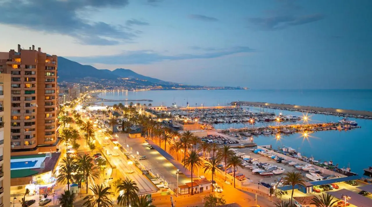 Apartamento En Pyr Puerto Fuengirola Apartman